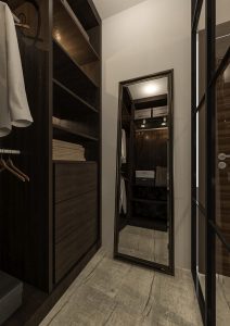 Walk-in Wardrobe