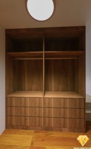 WALK-IN WARDROBE